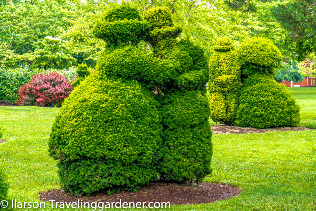Topiary Park Columbus Ohio A Traveling Gardener